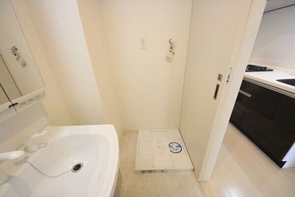 パークフラッツ新栄の物件内観写真