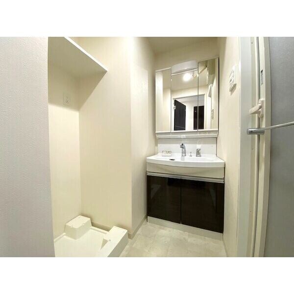 グランシオン本郷の物件内観写真