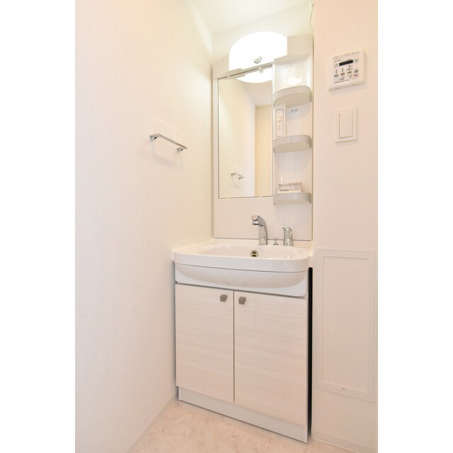 エスリード栄イーストスクエアの物件内観写真