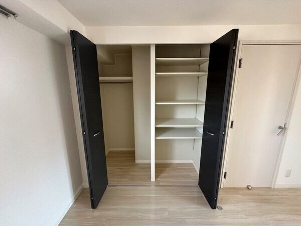 新栄町駅 徒歩6分 8階の物件内観写真