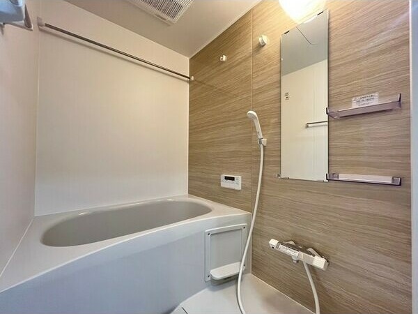 ザ・シンフォニア新栄の物件内観写真