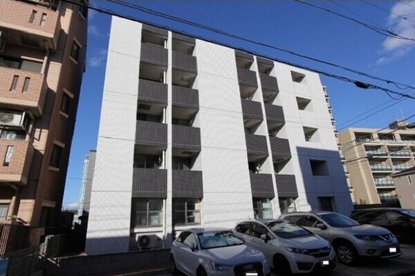 愛知県名古屋市千種区春岡通７丁目の物件外観写真