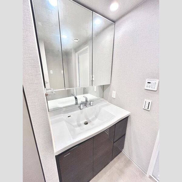 シエリア本郷駅前の物件内観写真