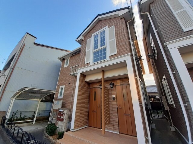 プレットヴィラの物件外観写真