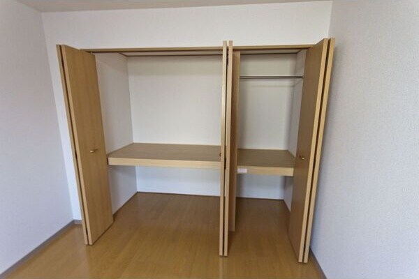 ホリーステージ城山の物件内観写真