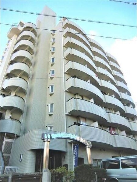 メゾン・ド・レジャンドの物件外観写真