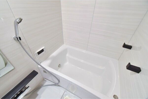 オーパスレジデンス名古屋ステーションの物件内観写真