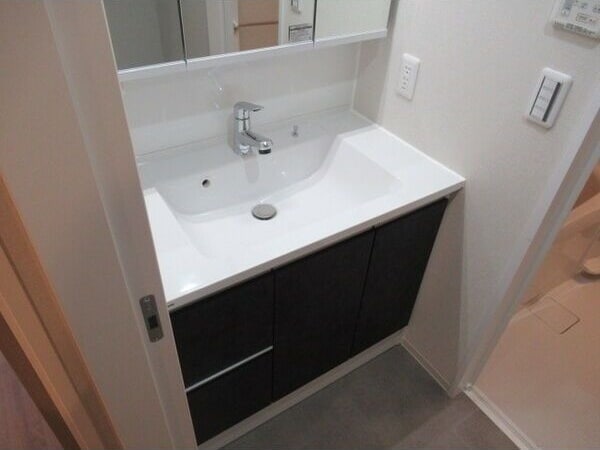 Flair丸の内の物件内観写真