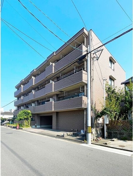 シェソワ駒方の物件外観写真