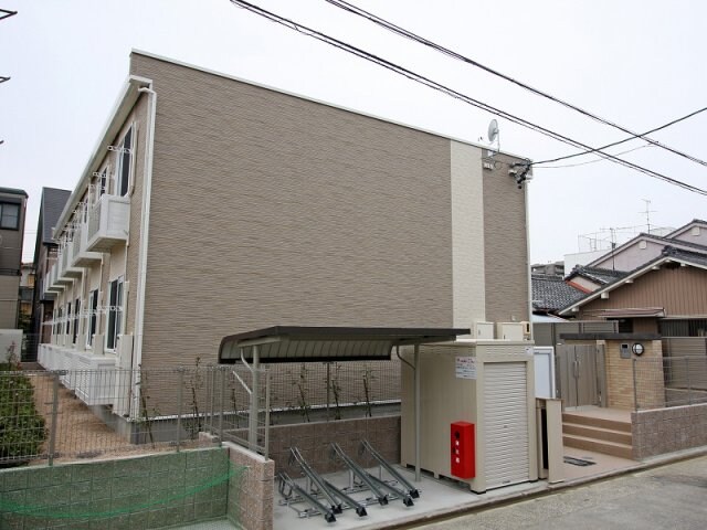 レオパレスルーチェの物件外観写真