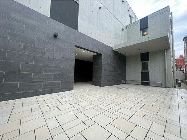 クレストタップ大曽根の物件外観写真