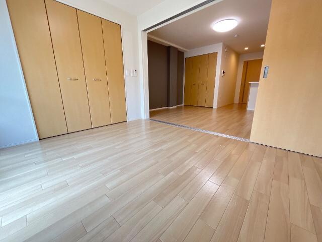 ウエストウイング６の物件内観写真