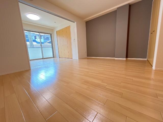 ウエストウイング６の物件内観写真