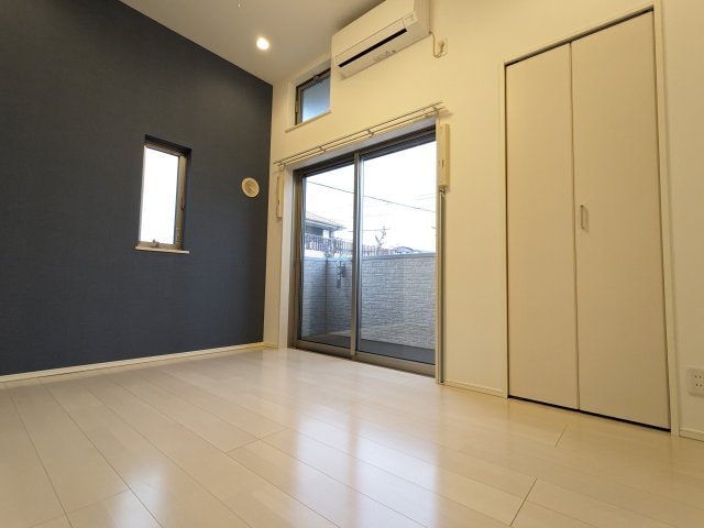 ユグドラシル高畑の物件内観写真