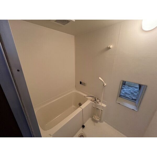 ヴァンベール新舞子の物件内観写真