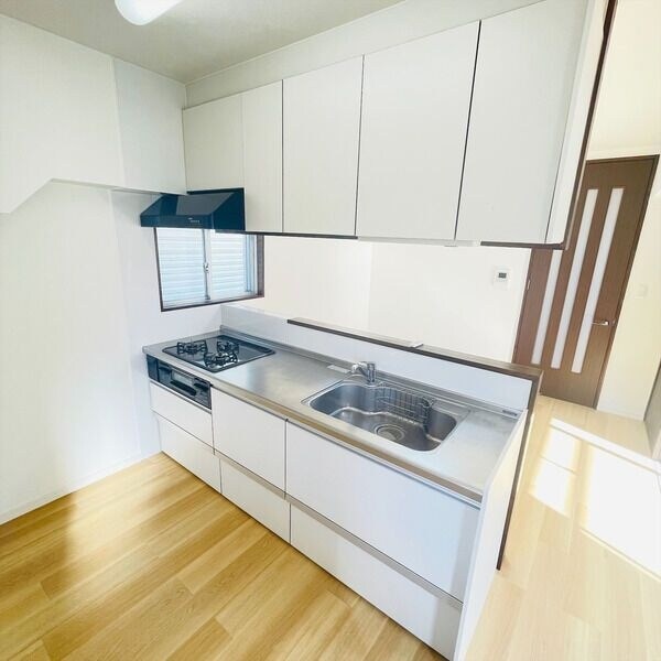 メゾン幅下の物件内観写真