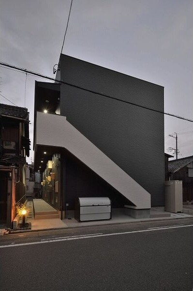 フェニックスの物件外観写真