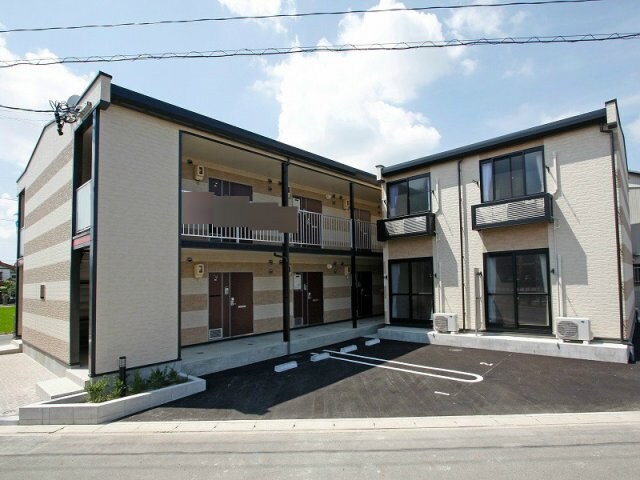 レオパレスヴェルコメン清洲の物件外観写真