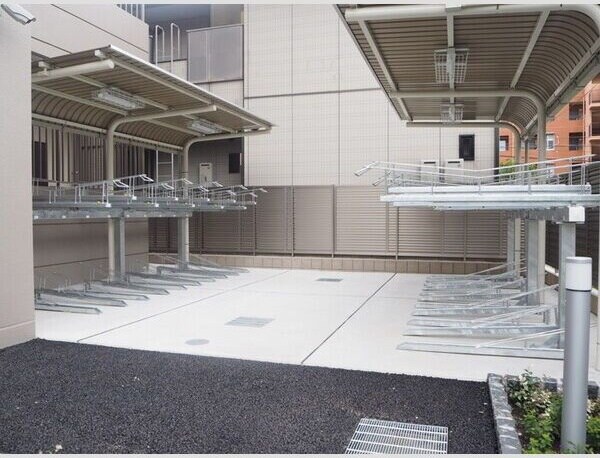 ロイヤルスクエア徳川の物件内観写真