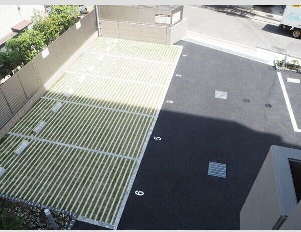 ロイヤルスクエア徳川の物件外観写真