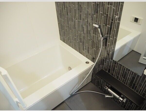 ロイヤルスクエア徳川の物件内観写真