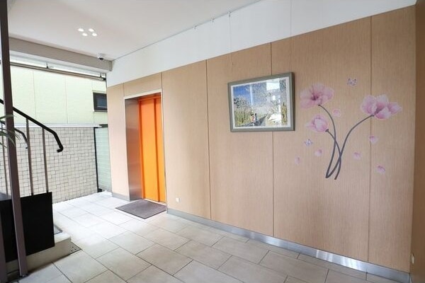 アッサンブラージュの物件外観写真