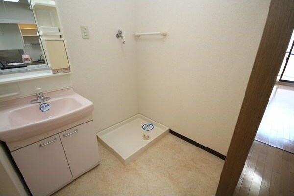 アッサンブラージュの物件内観写真