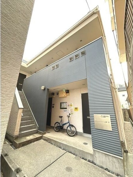 グランコンフォール米野IVの物件外観写真