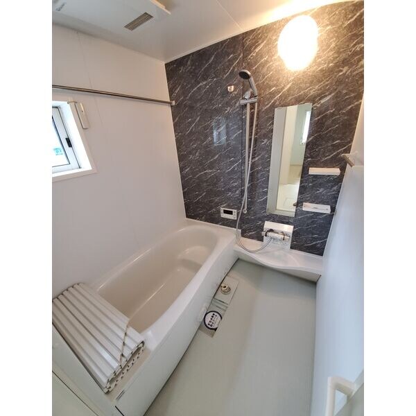 アンジュールの物件内観写真