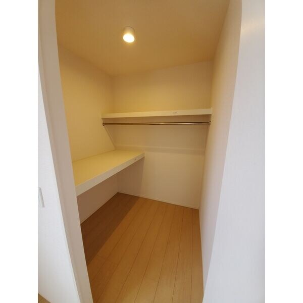 アンジュールの物件内観写真