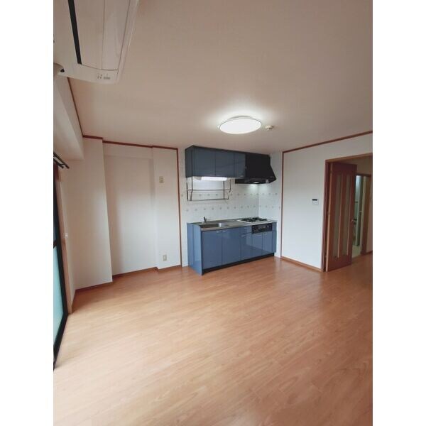 クレストハイム引山の物件内観写真