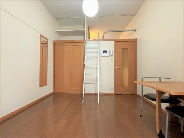 レオパレス荒崎の物件内観写真