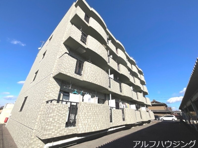 ハイツおひづかの物件外観写真