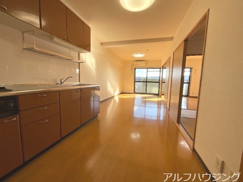 ハイツおひづかの物件内観写真