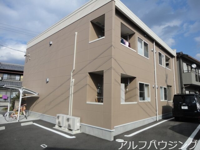 ピクシーハイツの物件外観写真