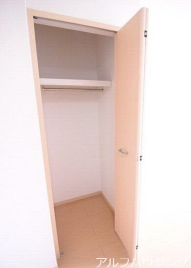 プリムローズⅢの物件内観写真