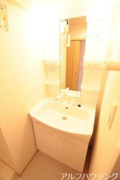 プリムローズⅢの物件内観写真