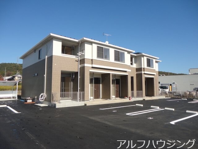 グレイシャスの物件外観写真