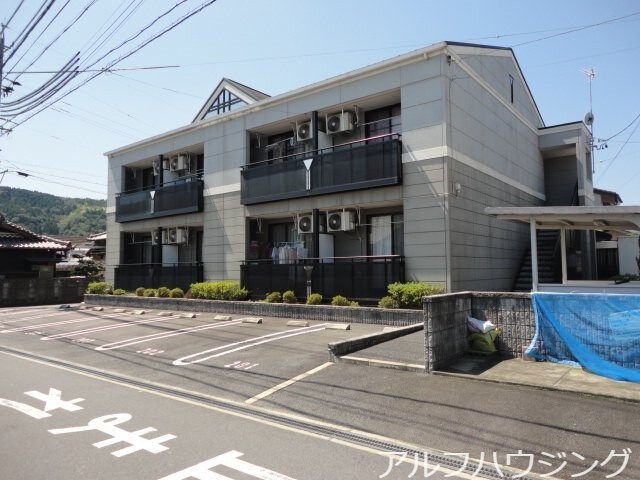 ヴァンベールの物件外観写真