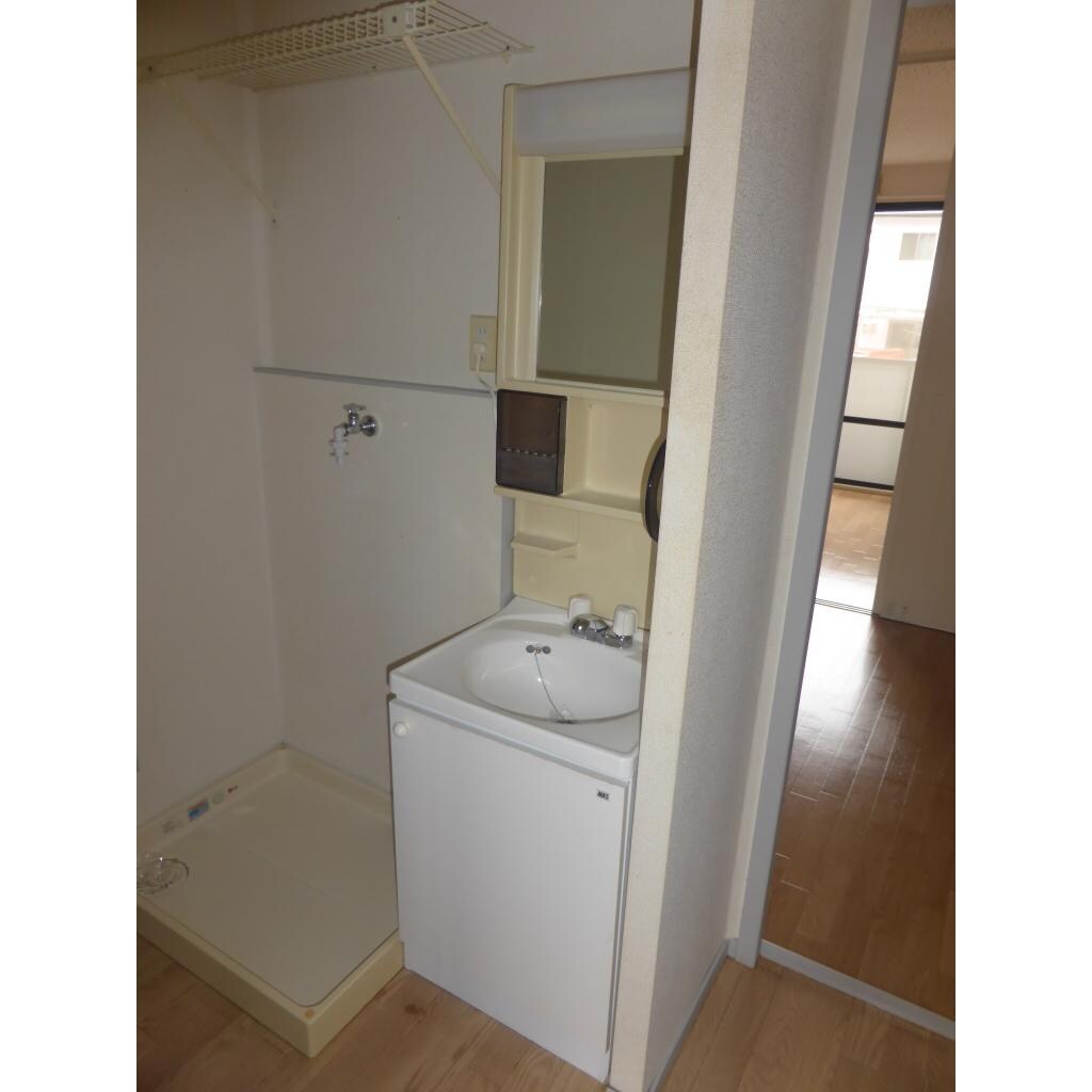 シティ加茂川Ｂの物件内観写真