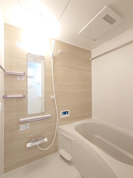 Ｄ-ｒｏｏｍＴＳＵＣＨＩＹＡの物件内観写真