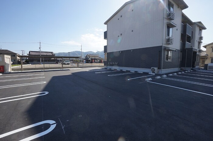 ドルフオーベンの物件外観写真