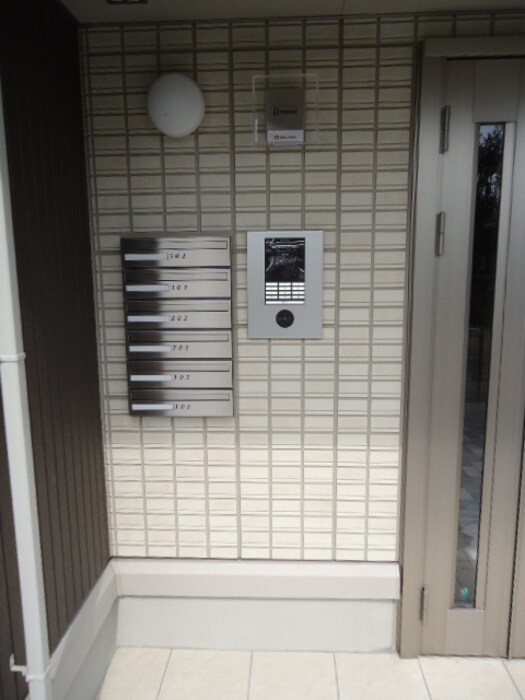 サフランの物件外観写真