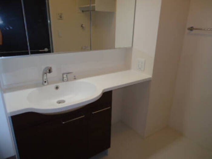 サフランの物件内観写真