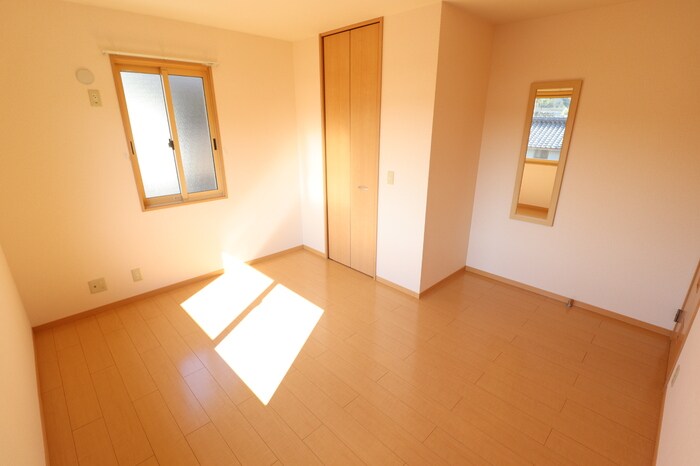 ローズコートミツギの物件内観写真