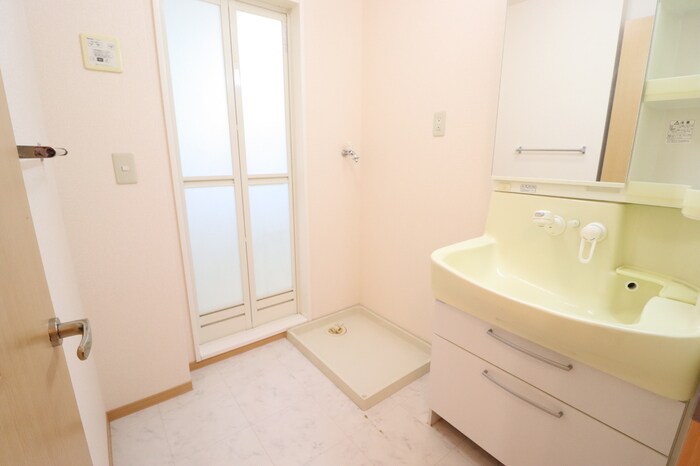 ローズコートミツギの物件内観写真