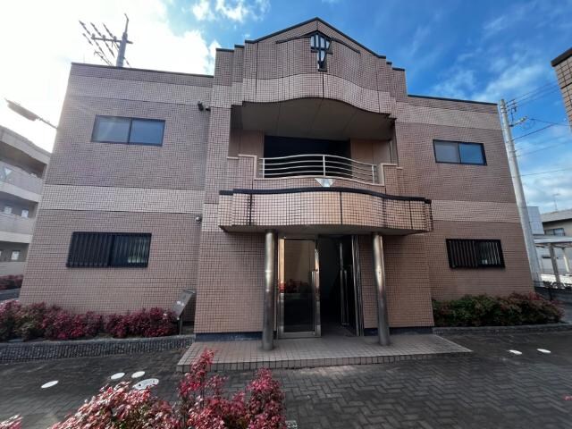 ナオティーフォーの物件外観写真