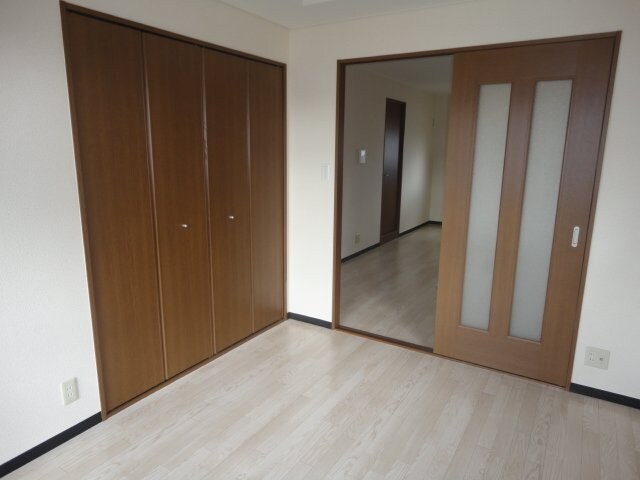 ナオティーフォーの物件内観写真