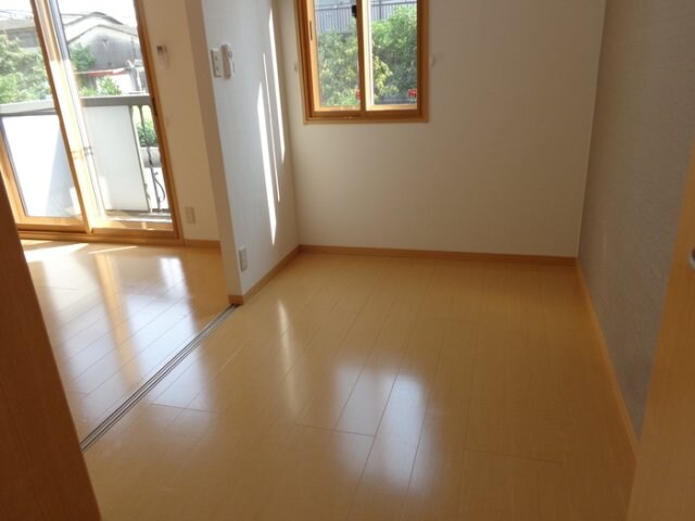 モナリエ東手城の物件内観写真