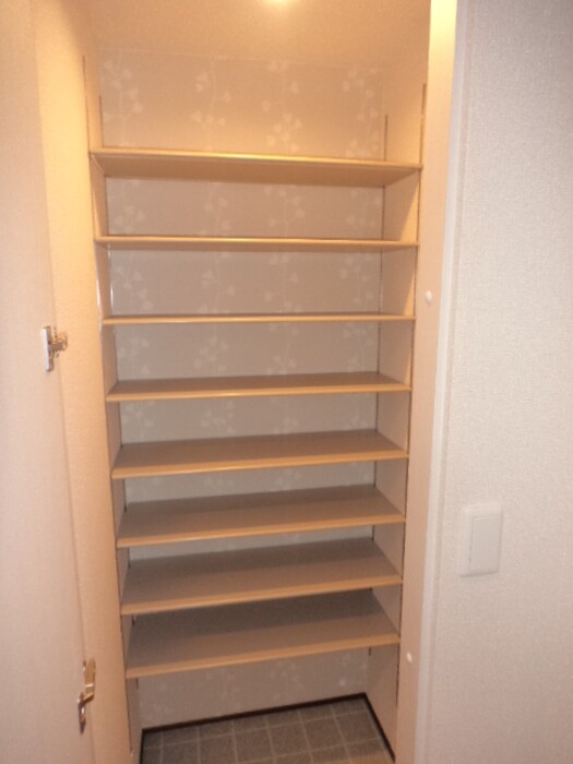 ハピネス２の物件内観写真